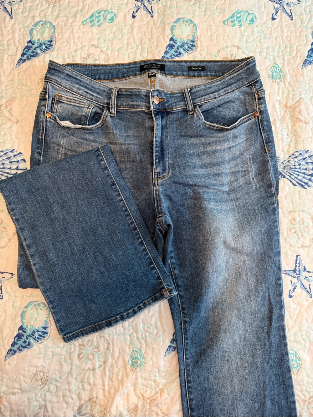 Judy Blue Mid Wash Boot Cut Jeans